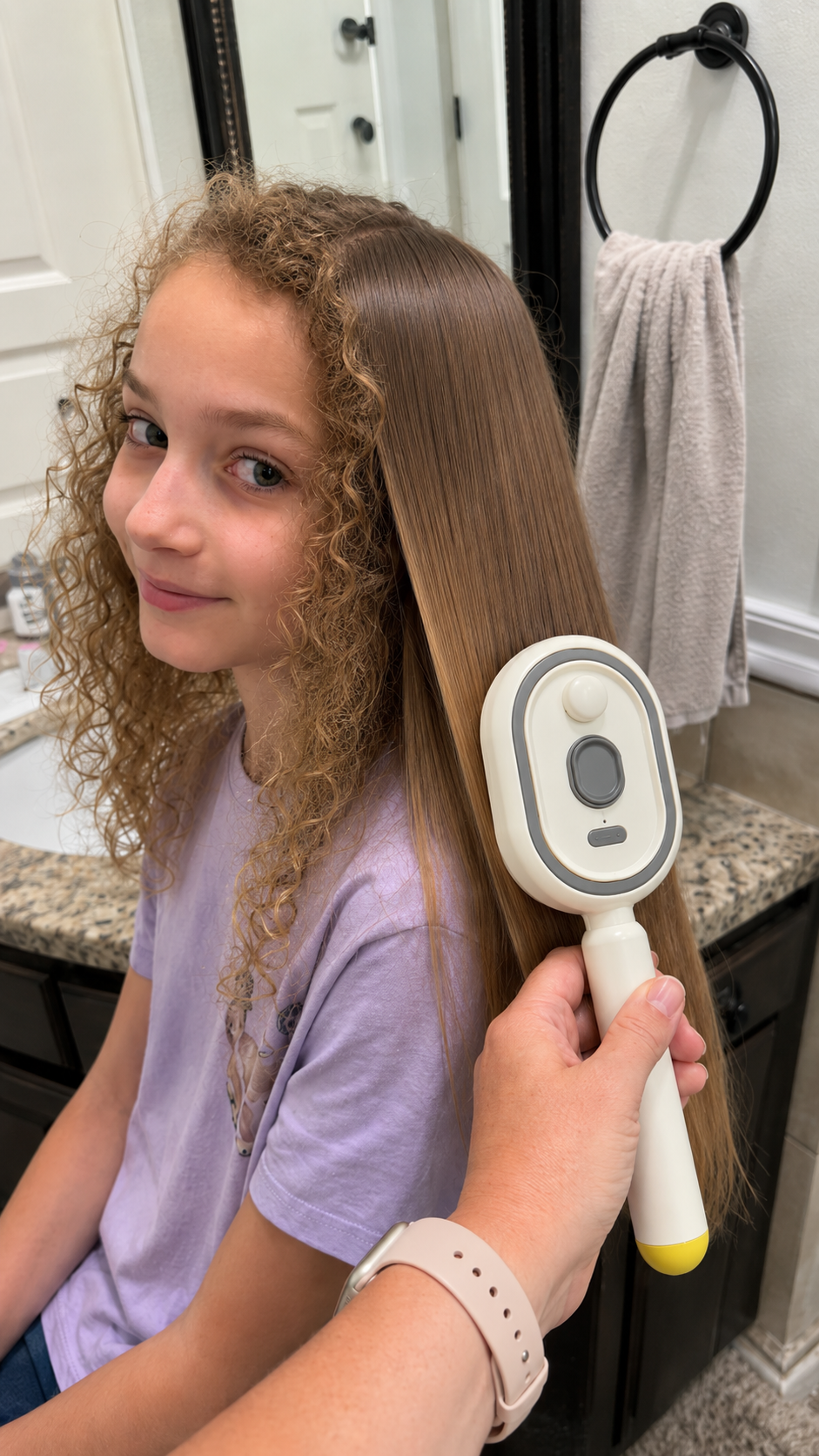 Hair straightening brush customer review photo